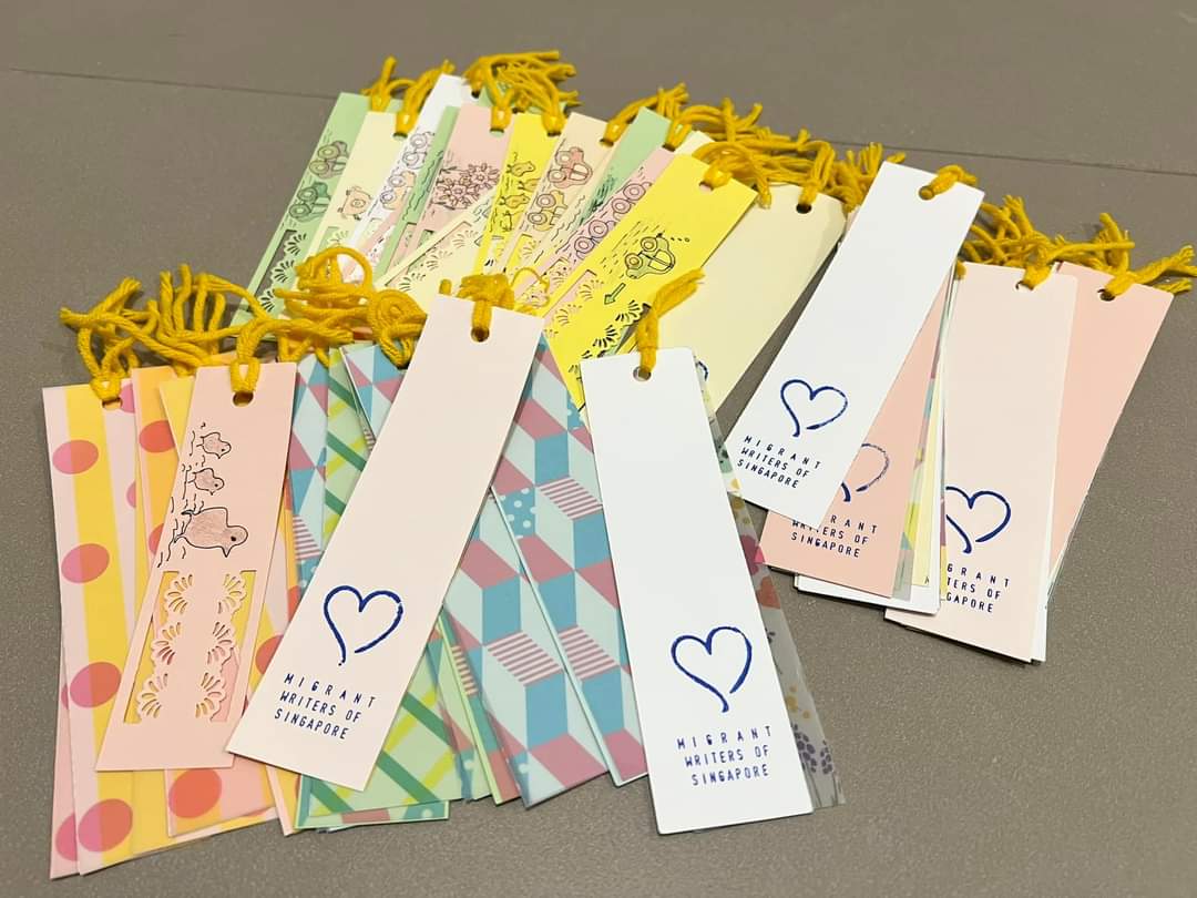 Book Marks made by MWS artists to distributing migrants during book distribution activists