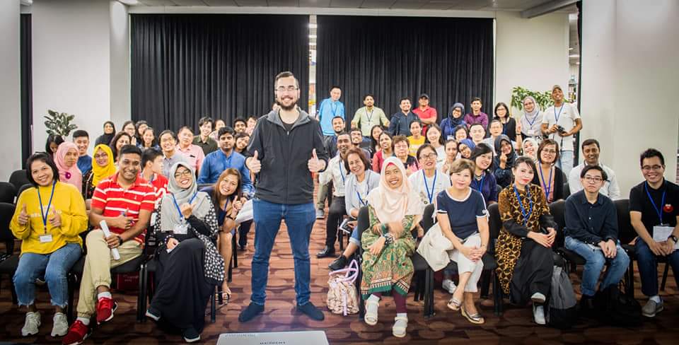 Book-Fair-at-Migrant-Literature-Festival-2019-1.jpg