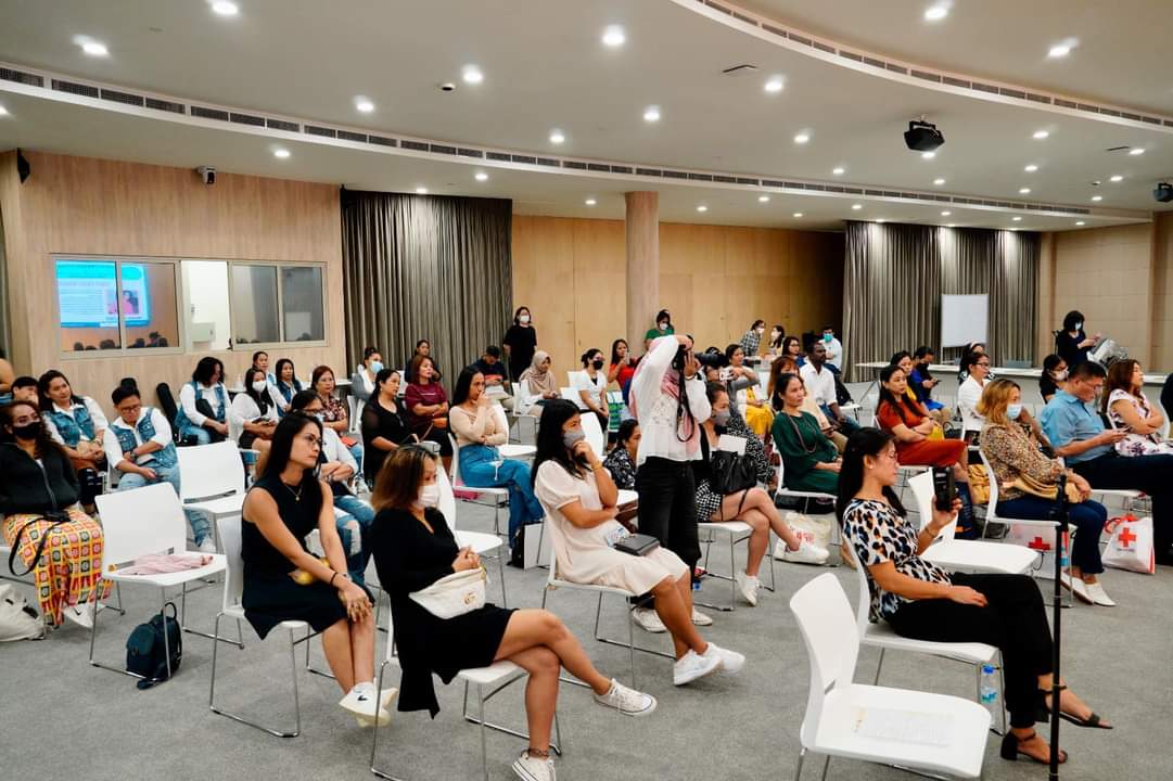 PrizePresentationandWorldMentalHealthDayCeleb.jpg